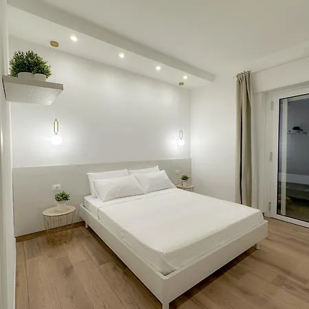 Tenuta57 - Nuovissimo B&B - Immerso Nella Tranquillita - Pochi Minuti Dal Mare Di Terracina - Private Parking - Free Wi-Fi Exterior photo