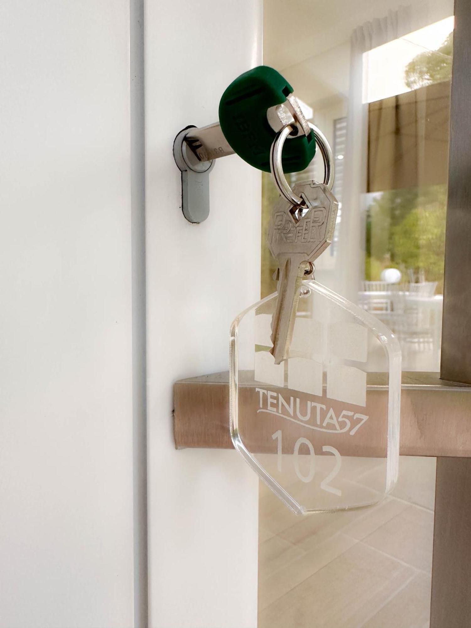 Tenuta57 - Nuovissimo - Immerso Nella Tranquillita - Pochi Minuti Dal Mare Di - Private Parking - Free Wi-fi Apartment