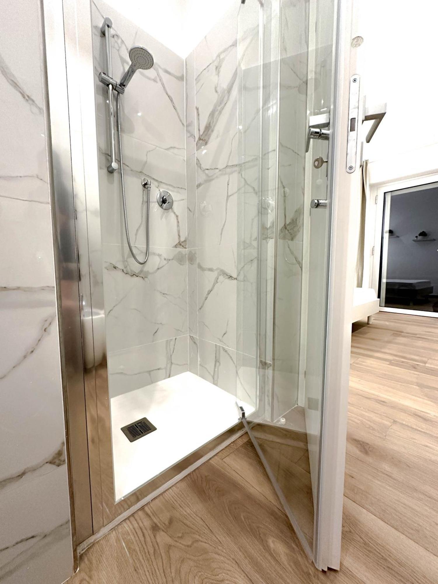 Tenuta57 - Nuovissimo - Immerso Nella Tranquillita - Pochi Minuti Dal Mare Di - Private Parking - Free Wi-fi Apartment Terracina